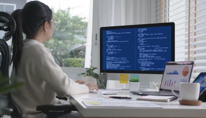 日照企业数字化解决方案：机器学习赋能商业模式升级的核心路径